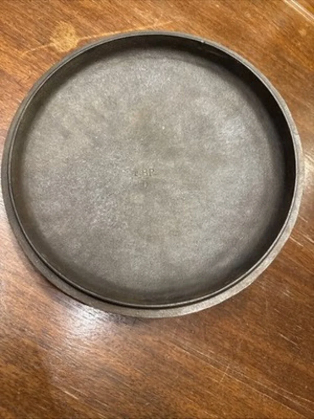Vintage Cast-Iron Dutch Oven FBP-D 8” Bail Handle